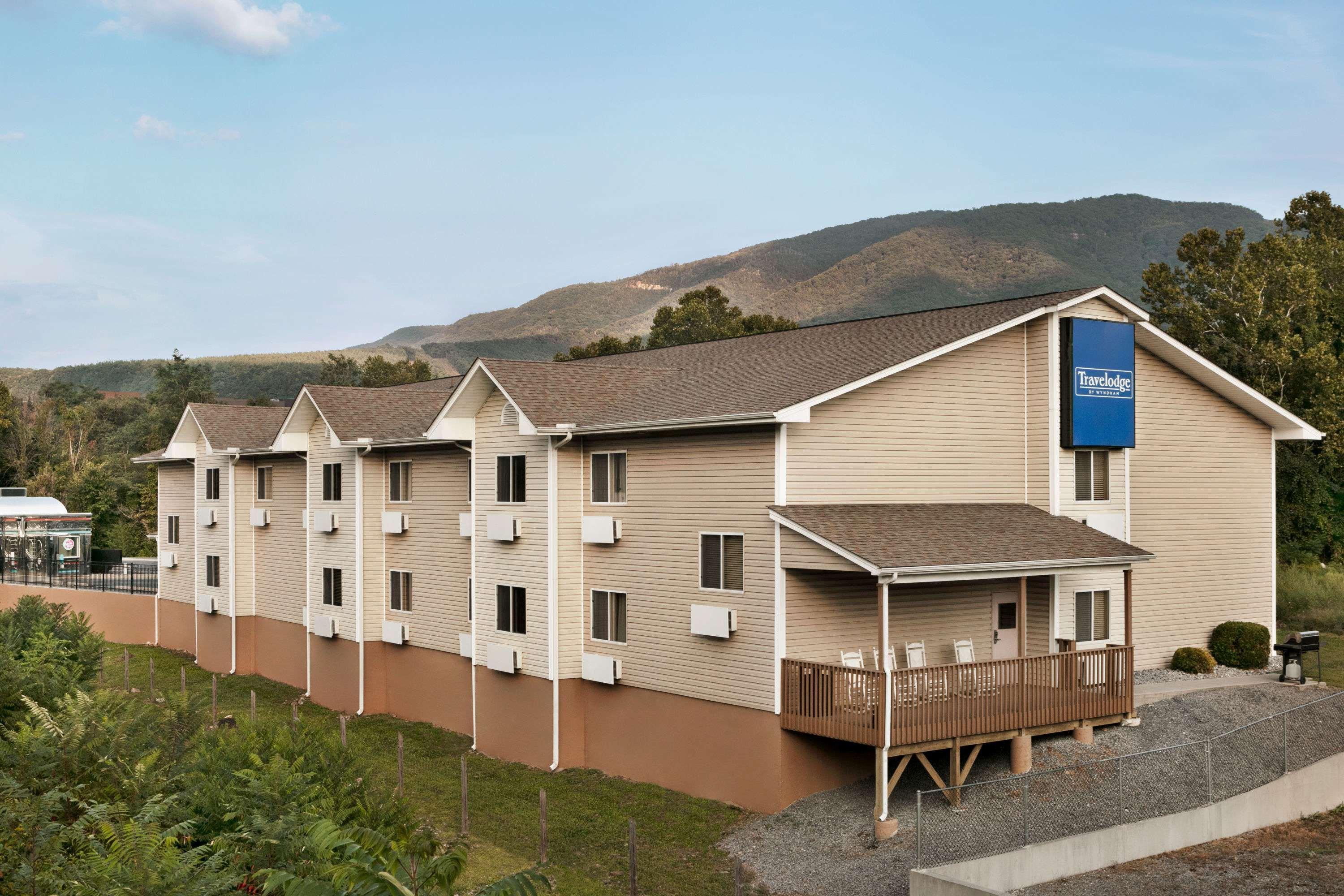 Travelodge By Wyndham Low Moor Near Covington Exterior photo